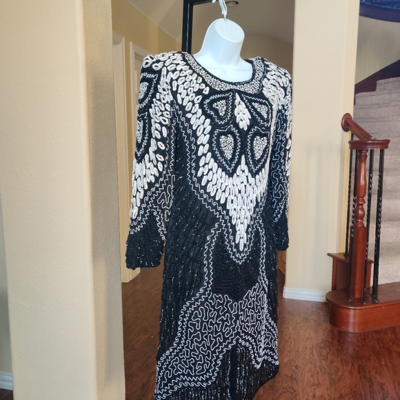 Gold Star VTG Beaded Statement Pure Silk Dress - Picture 3 of 15